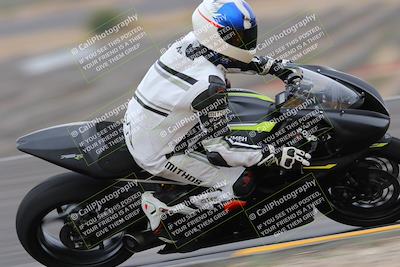 media/Jan-14-2023-SoCal Trackdays (Sat) [[497694156f]]/Turn 11 Inside (950am)/